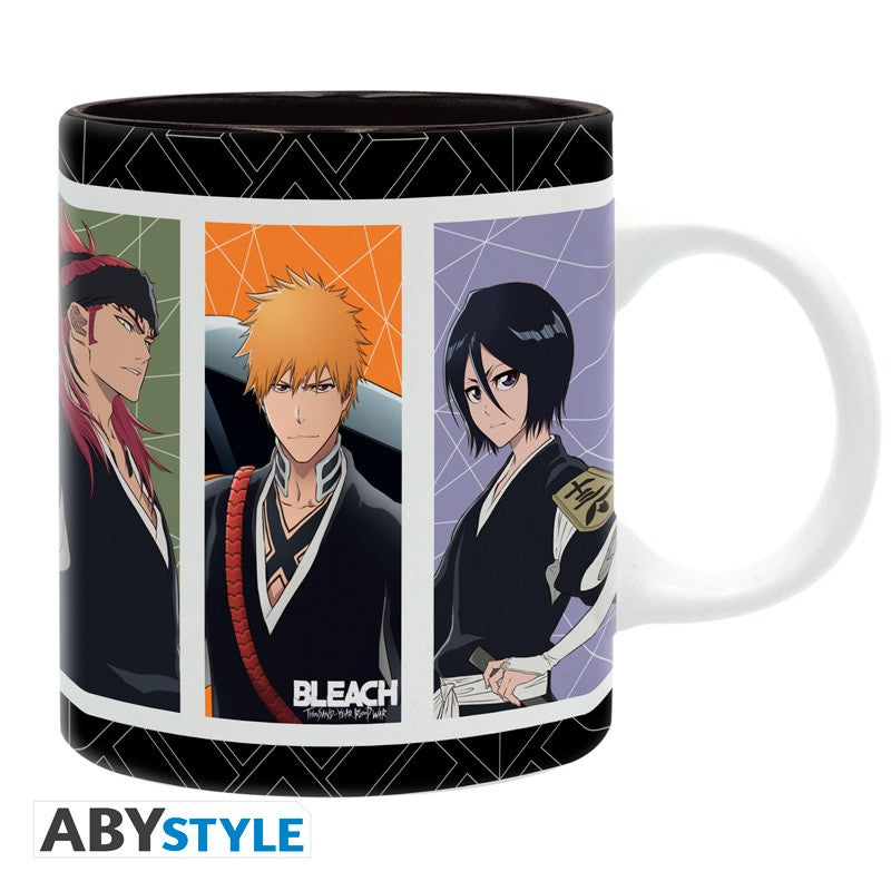 BLEACH TYBW - Mug - 320 ml - Ichigo & Shinigami group